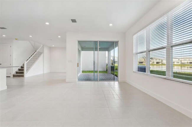 Building Photo - 3442 Great Banyan Way