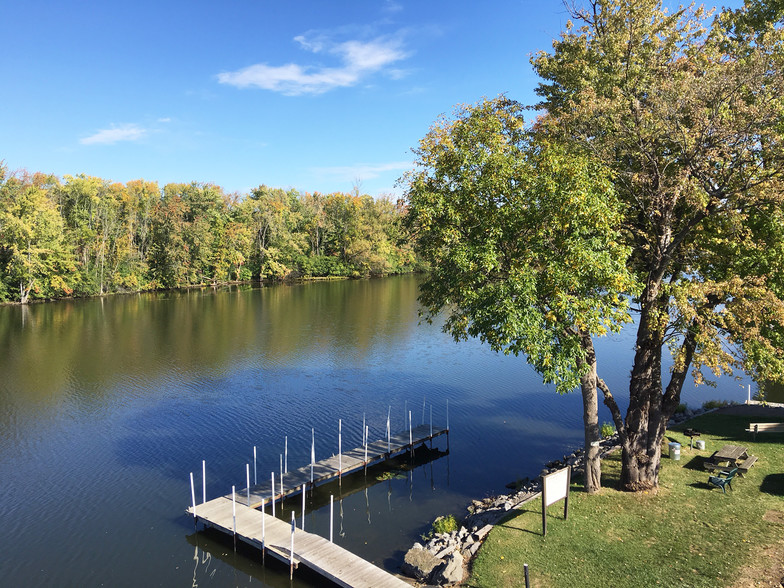 Fishing Dock - Grenadier Village Apartments