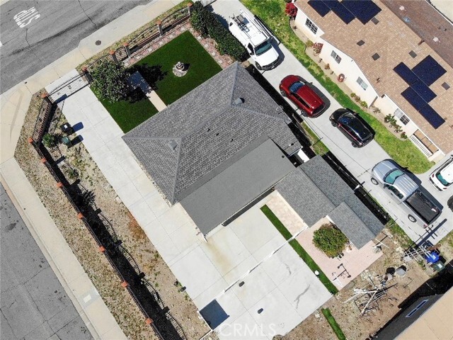 Building Photo - 6781 Jacaranda Ave