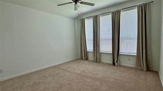 Building Photo - 917 Rosebay Dr
