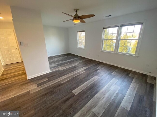 Building Photo - 3116 Cedar Grove Dr