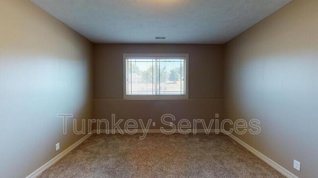 Building Photo - 1604 Barrington Pkwy