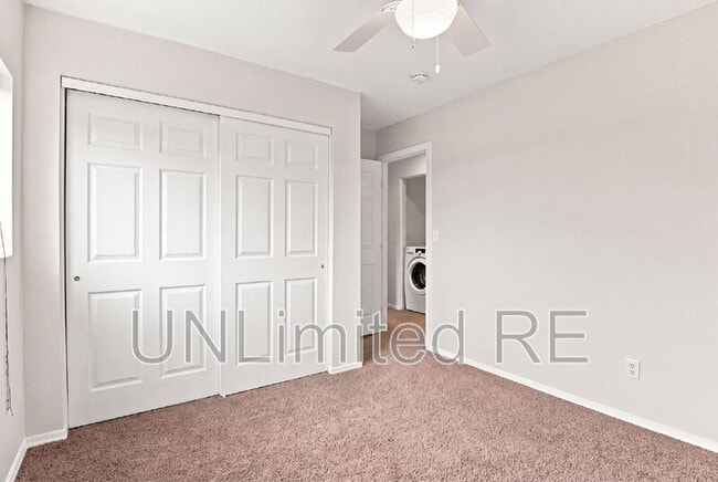 Building Photo - 9132 W Arden Ln