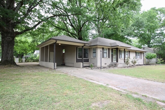 Building Photo - GORGEOUS SPACIOUS CORNER LOT HOME FOR RENT