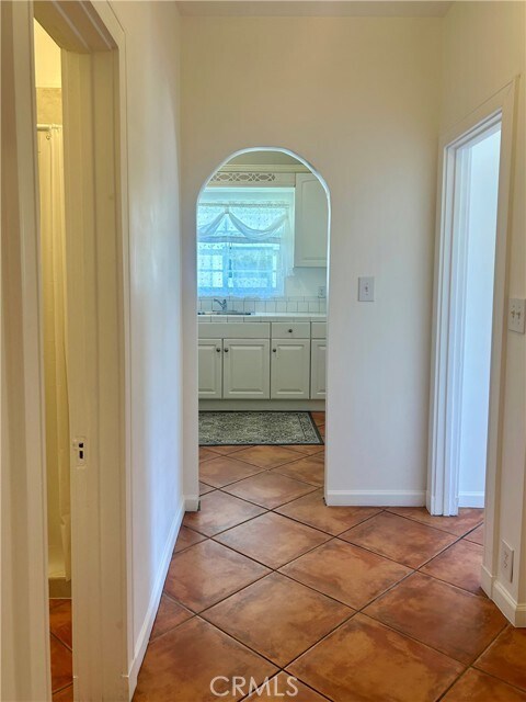 Building Photo - 2121 James M Wood Blvd