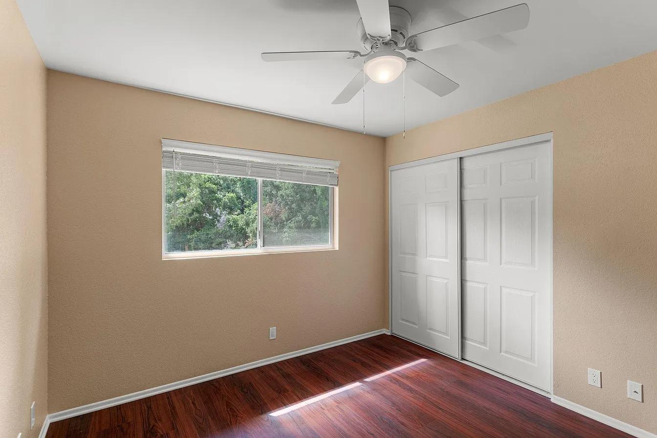 Building Photo - 39220 San Francisquito Canyon Rd