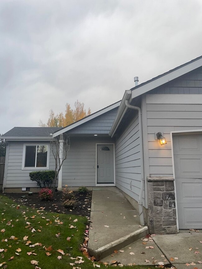 Building Photo - 3536-3538 Fisher Ct NE Salem, OR 97305