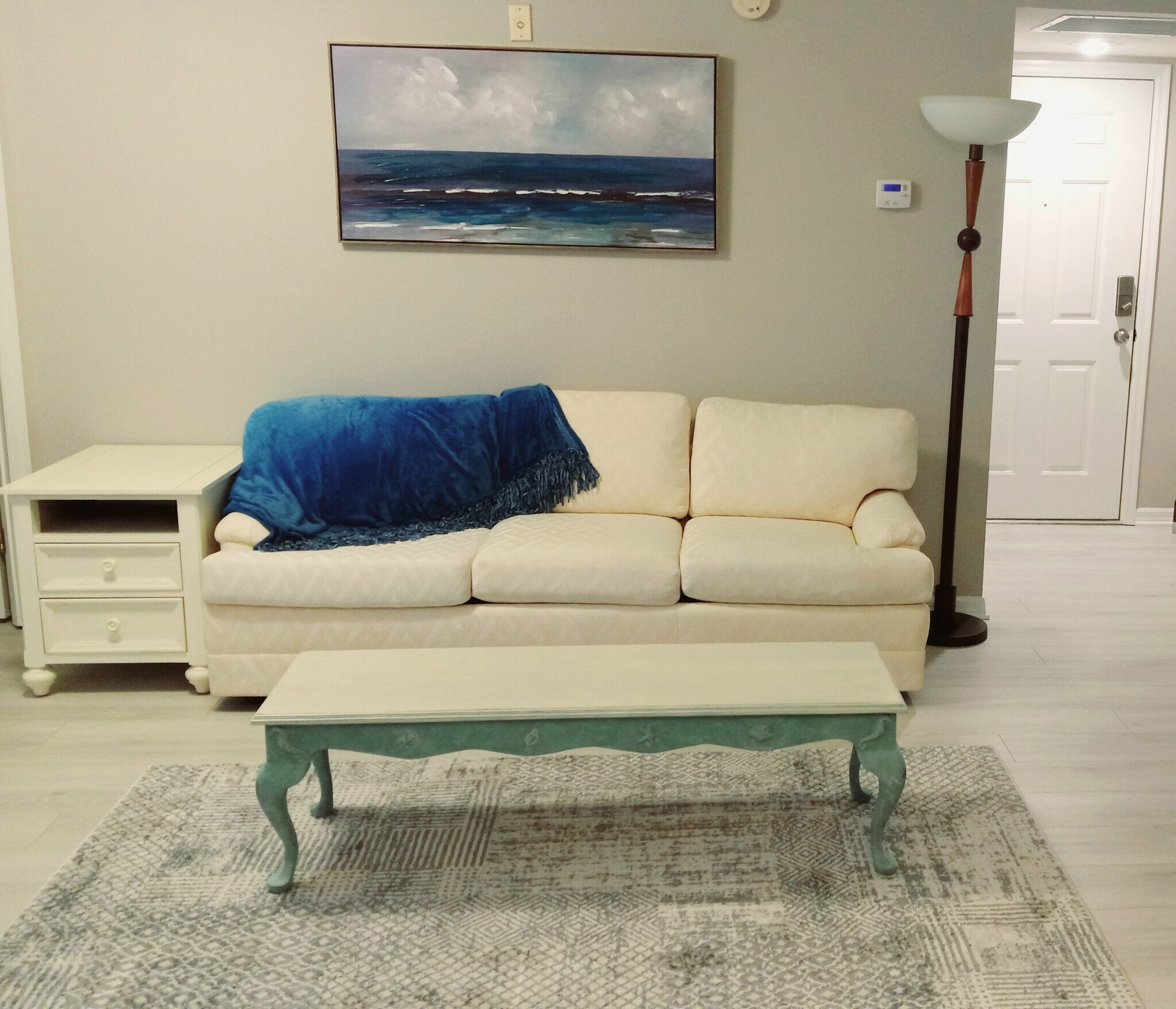 Living Room - 821 Montrose Dr