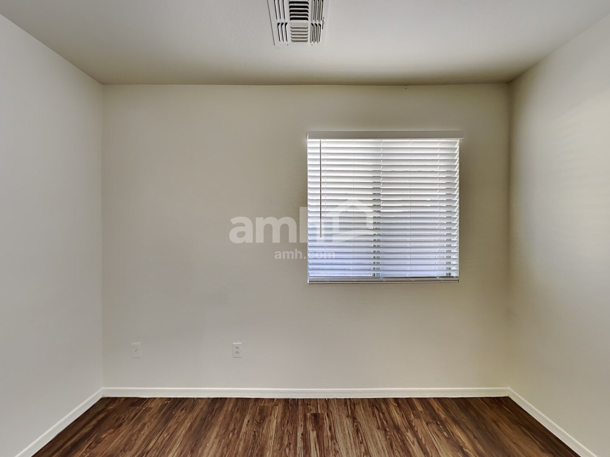 Building Photo - 11232 W Pierson St