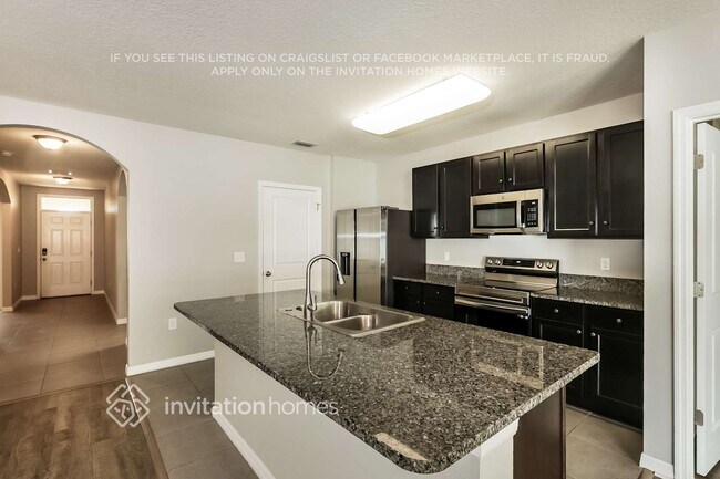 Building Photo - 14954 Flowing Gold Dr