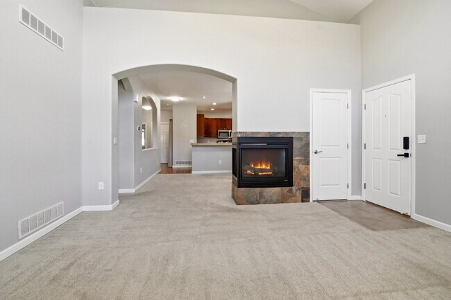 Building Photo - $2,940.45 - 4 Bed, 3 Bath Townhome In Commerce City with Central AC and In Unit Laundry!