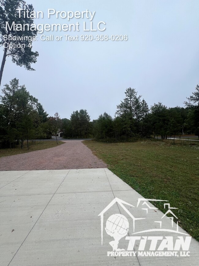 Building Photo - 387 13th Dr