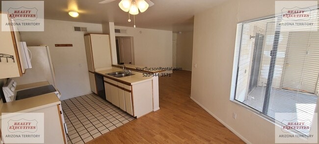 Building Photo - The Villages at Midvale Park - 2 Bedroom and 2 bathroom Condo