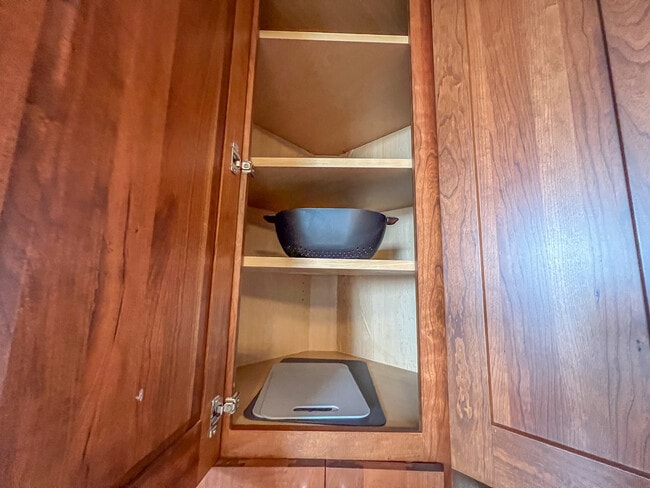 Building Photo - 1175 Iowa St