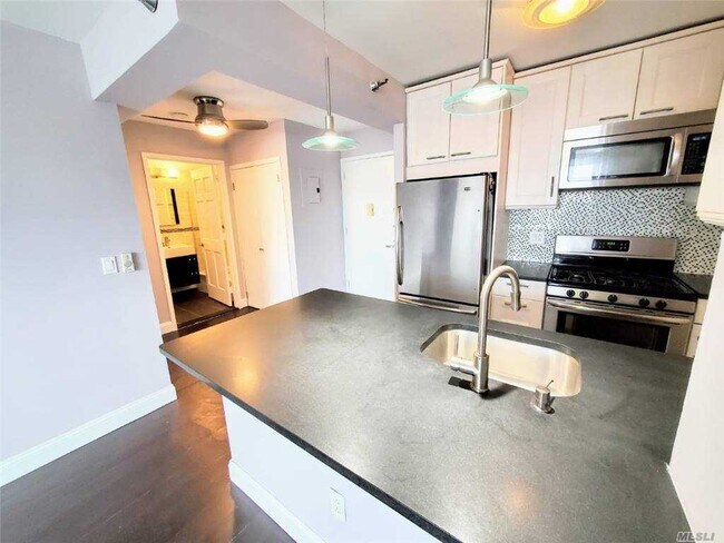 Building Photo - 474 48th Ave-