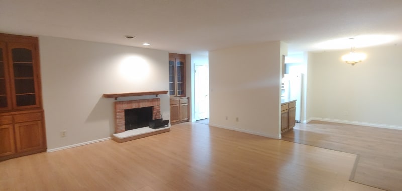 Building Photo - 6540 Delmonico Dr