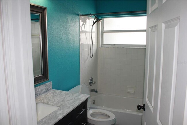 Building Photo - 1014 Meadowood Pointe Rd