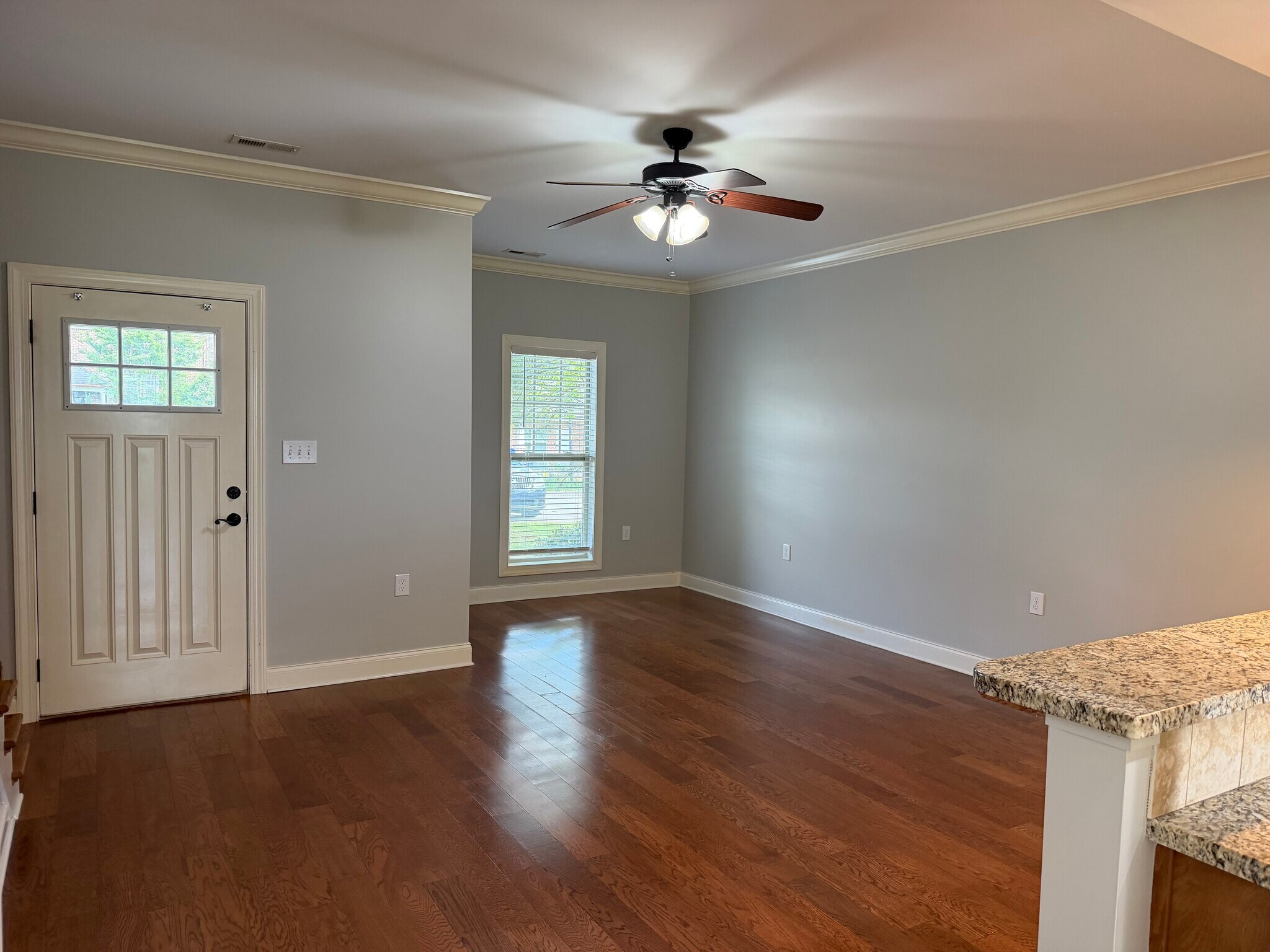 Building Photo - 1725 Stone Castle Dr NE