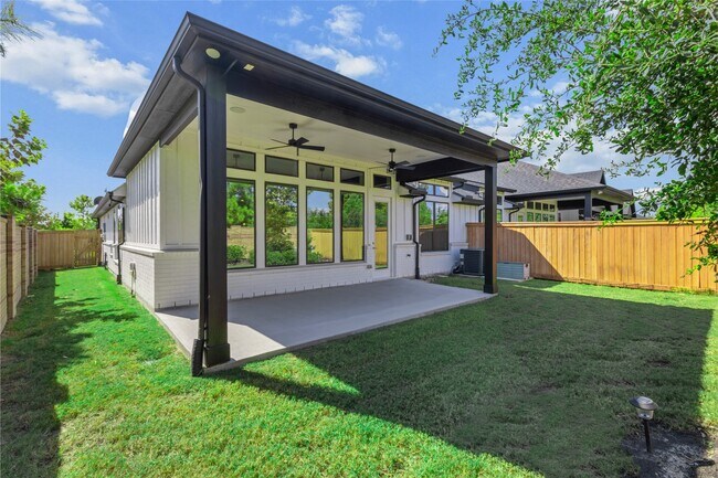 Building Photo - 15302 Spanish Ranchos Wy