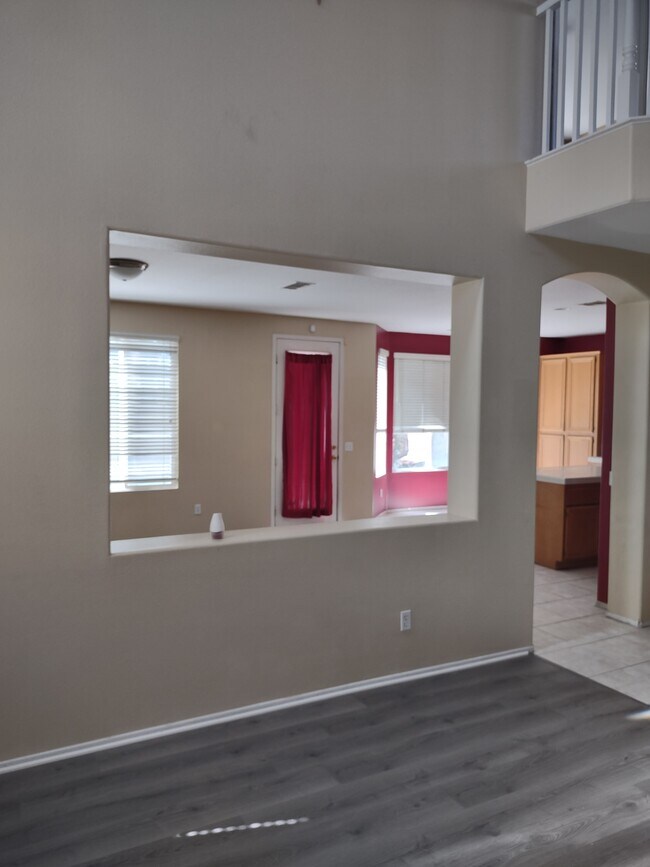 Building Photo - 40543 Chantemar Way