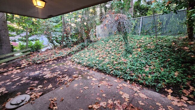 Building Photo - MCCA01