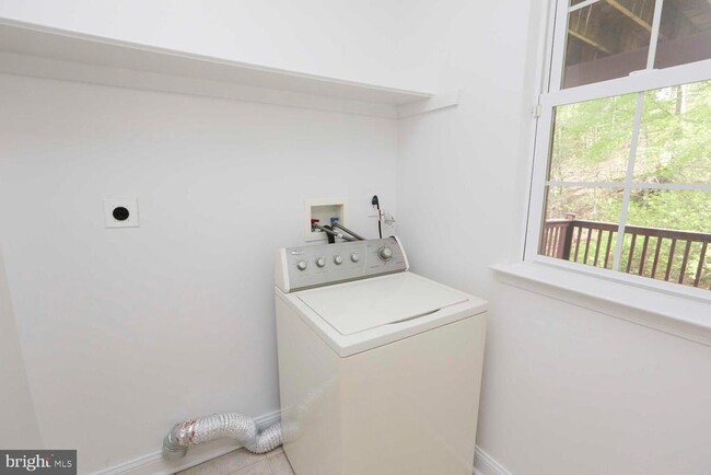 Building Photo - 4109 Gypsy Ln
