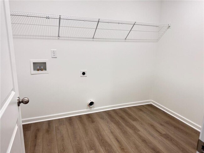 Building Photo - 334 Silverleaf Trl