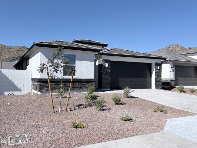 Building Photo - 6972 W Buckhorn Trail
