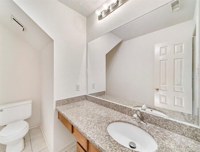 Building Photo - 4906 Pleasant Plains Dr