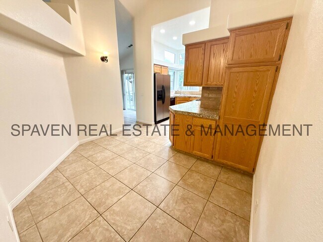 Building Photo - Charming Menifee Home