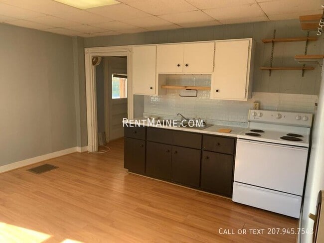 Building Photo - 101 Main Rd