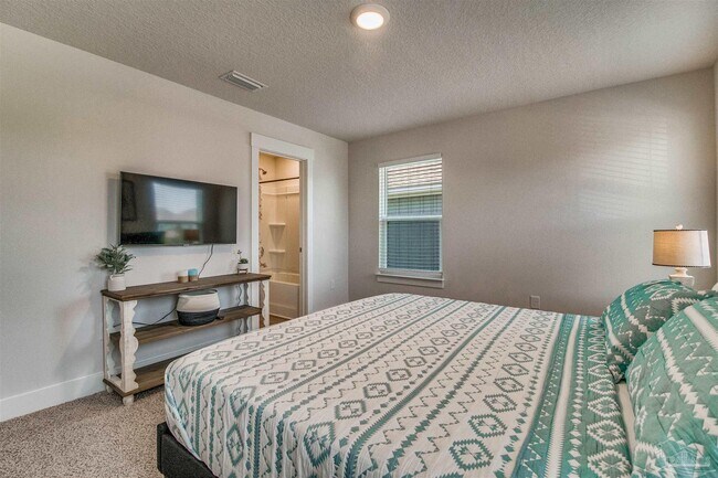 Building Photo - 14358 Gardenglen Dr