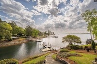 Building Photo - 132 Magnolia Key Dr