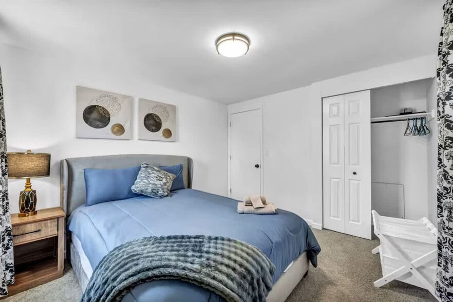 Building Photo - 113 Madison Ave