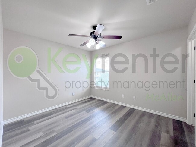 Building Photo - Beautidul 3bed/2.5 bath House in Edinburg. Don't Miss Out!