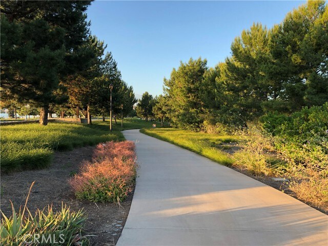 Building Photo - 122 Vintage