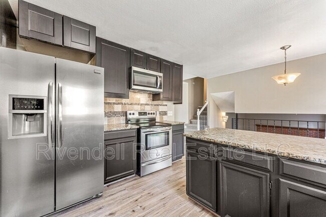 Building Photo - 1786 S Waco Ct