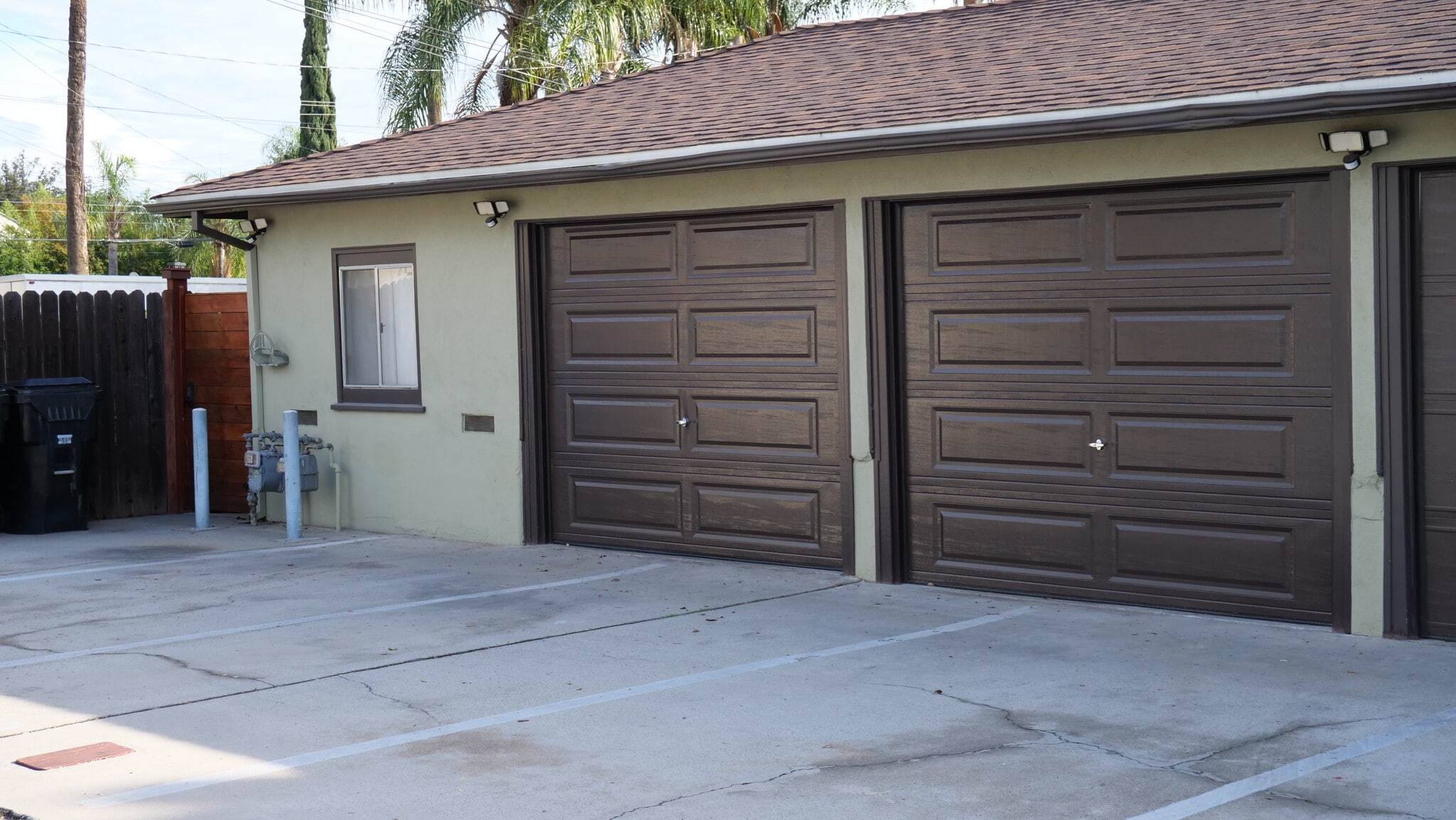 Garage area is well lighted. - 259 E Puente St