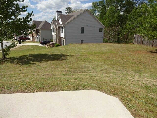 Building Photo - 1367 Red Hill Rd