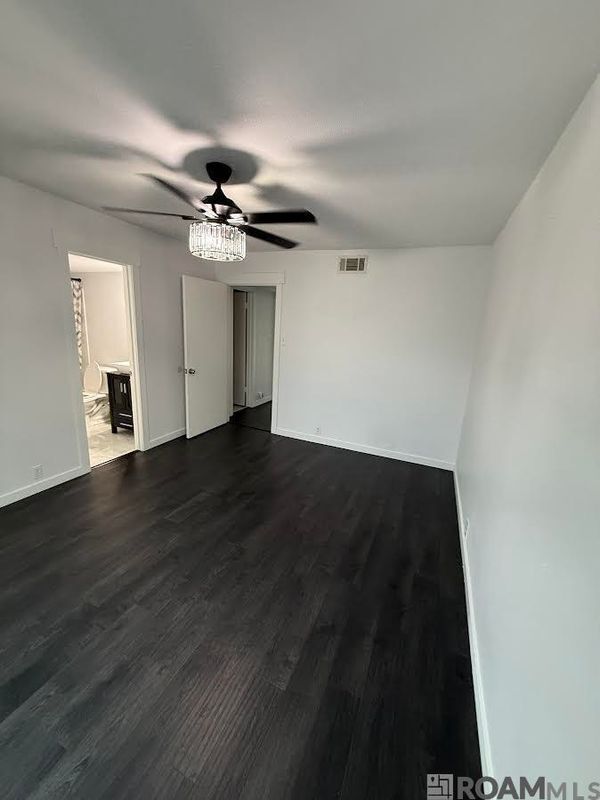 Building Photo - 3320 N Arnoult Rd