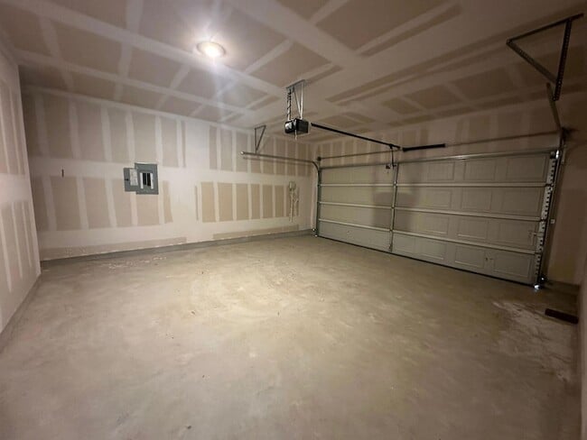 Building Photo - 435 Alamito Ave