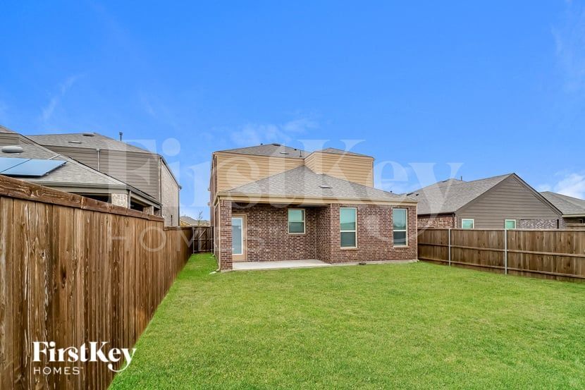 Building Photo - 7509 Continental Dr