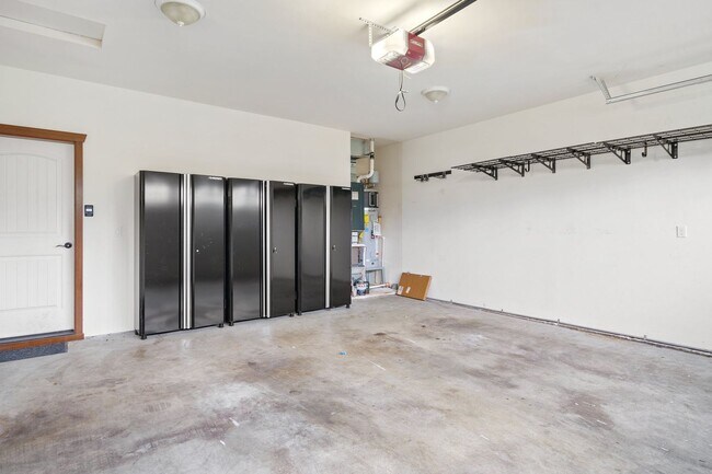 Building Photo - Charming Single-Story Home in Poulsbo