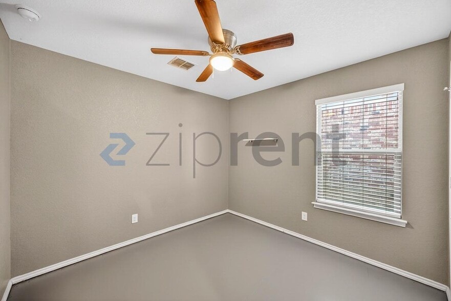 Building Photo - 7614 Heavenly Arbor