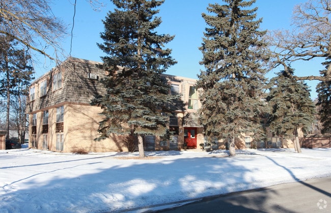Building Photo - Vera Cruz Apartments
