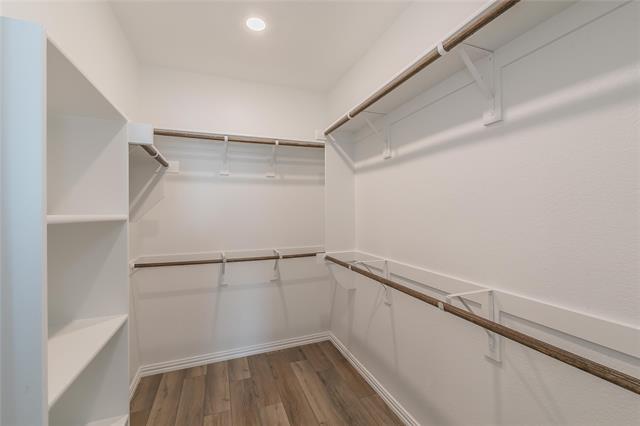 Building Photo - 1275 W Yarrow Ave