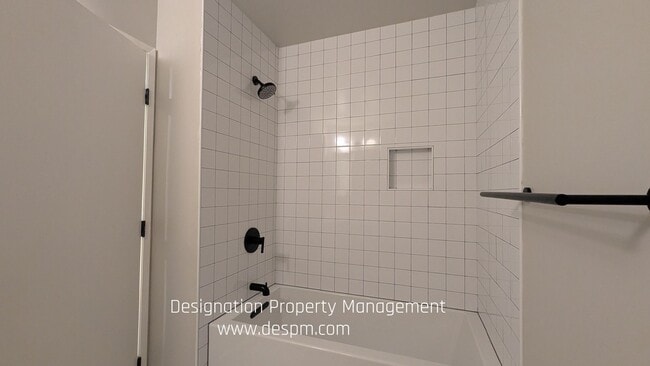 Building Photo - 2 BR 2 BA Condo Glassell Park NELA