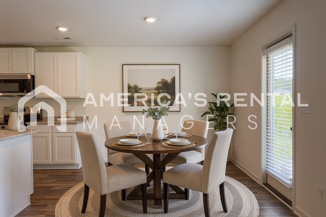Building Photo - Gorgeous New Construction 5 Bed / 3 Bath H...