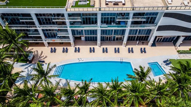 Building Photo - 6801 Collins Ave