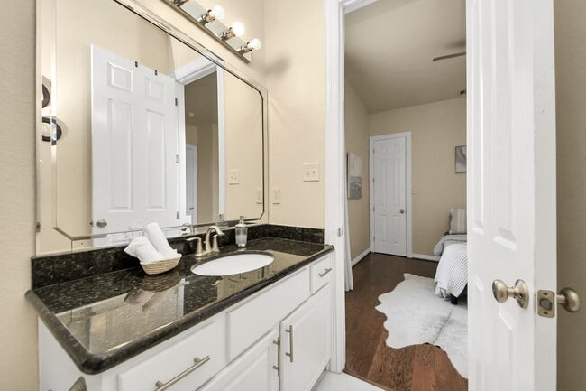 Building Photo - 3507 Jackson St